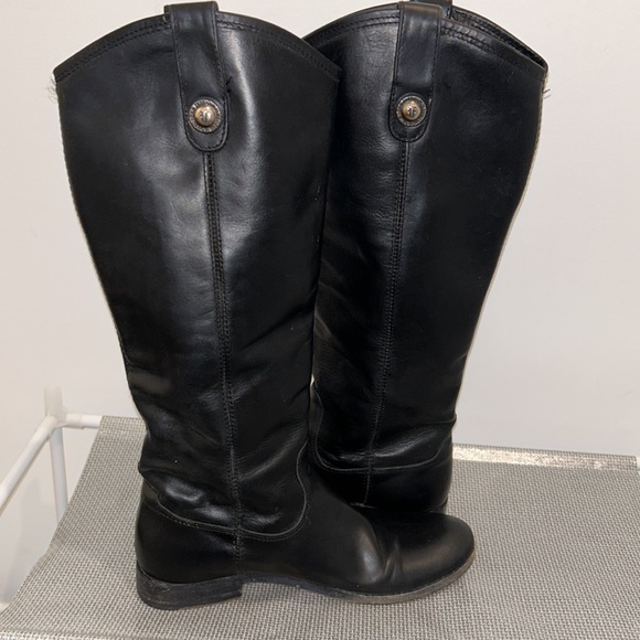 Frye Women’s Boots, Size 6 - Picture 5 of 10
